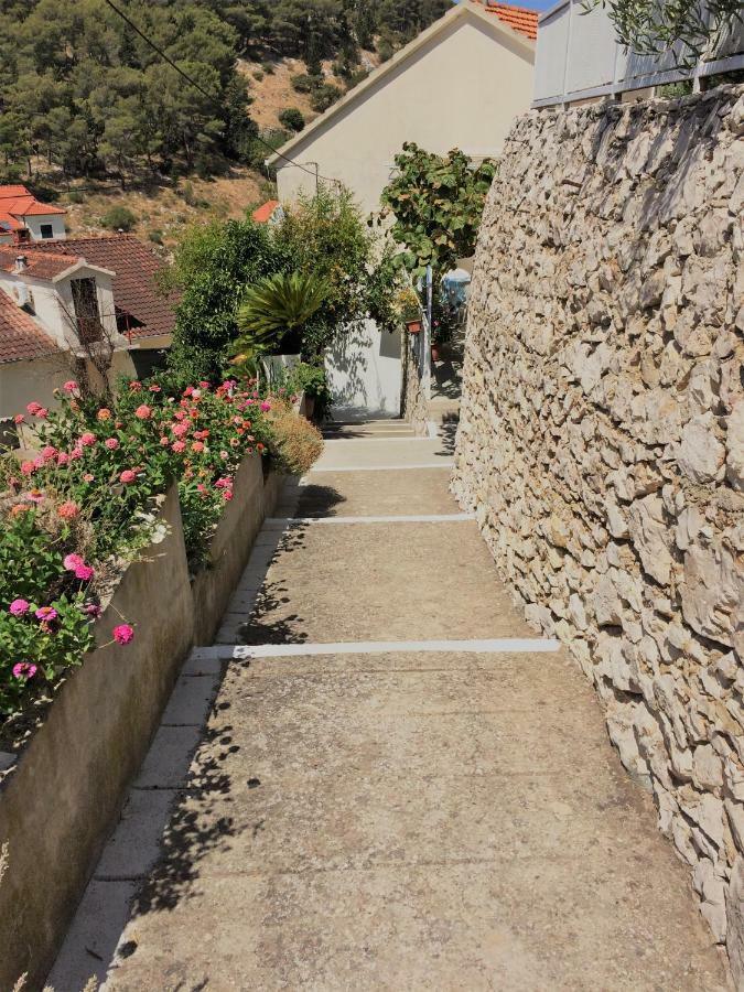 Room Dobrenka Hvar Exterior photo